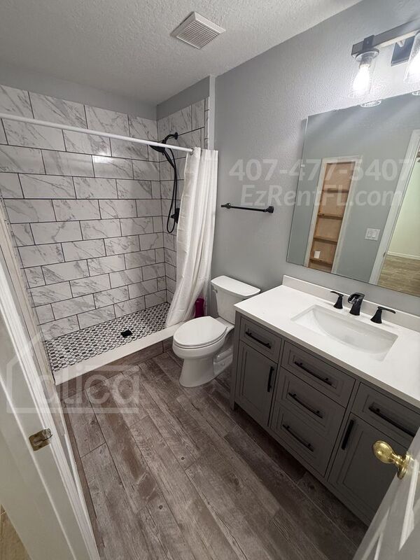 Building Photo - 1143 Madura Dr