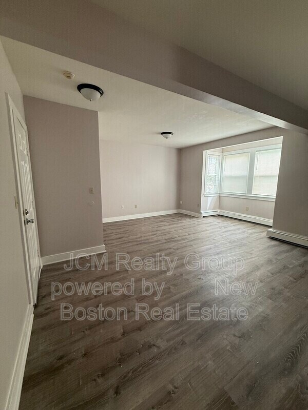 Building Photo - 40 Winthrop St