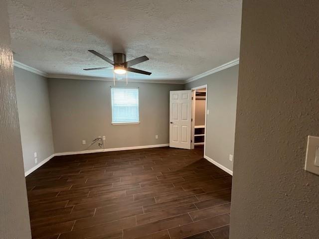 Building Photo - 1706 Oakwell Ln