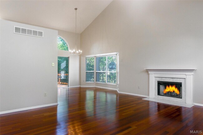 Building Photo - 16211 Port of Nantucket Dr