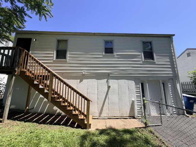 Building Photo - **MOVE-IN SPECIAL**