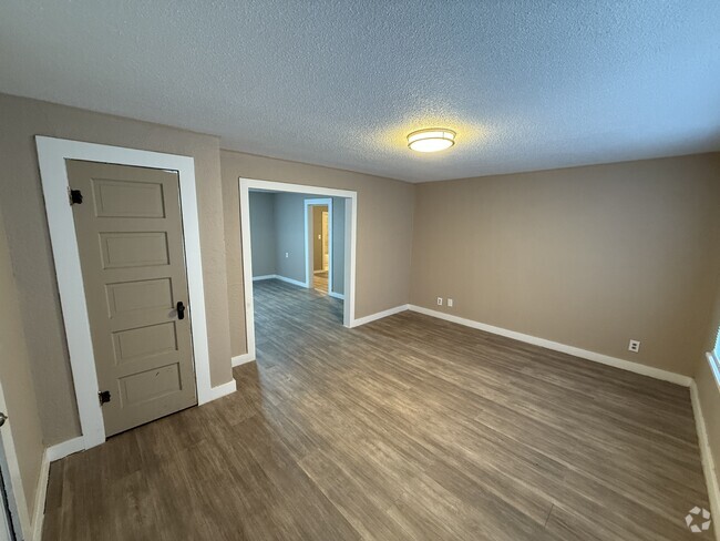 Building Photo - 1019 Twiford St