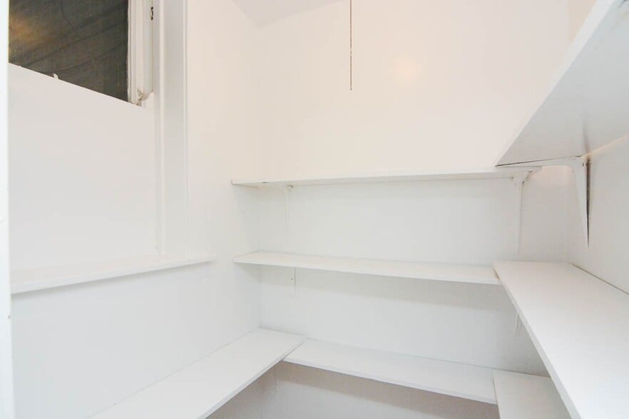 Building Photo - 2520 N Kedzie Blvd