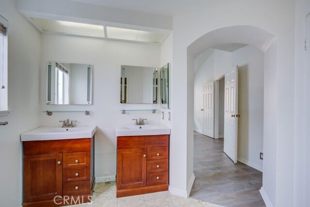 Building Photo - 13006 Parkview Dr