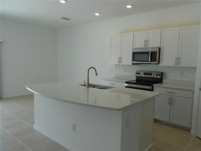 Building Photo - 34207 Polacca Ln