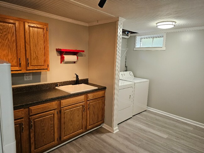 Building Photo - 5309 Lost