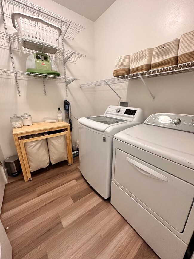 Building Photo - Pet Friendly 3-Bedroom Condo! Get $500 Off on the first month Rent if signed and move in by March 1s