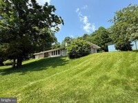 Building Photo - 7697 Hedgesville Rd