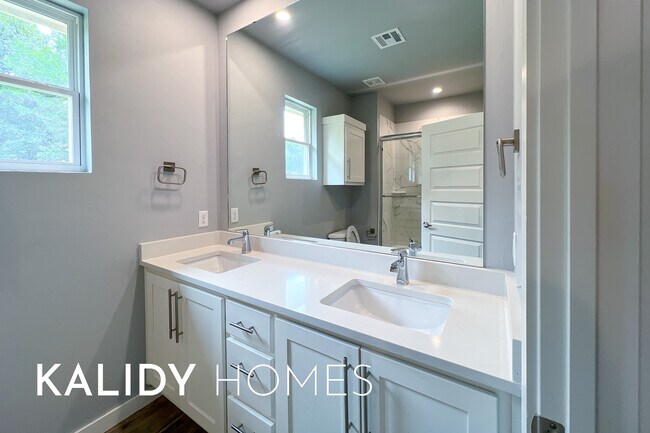 Building Photo - 17857 Salem Rd