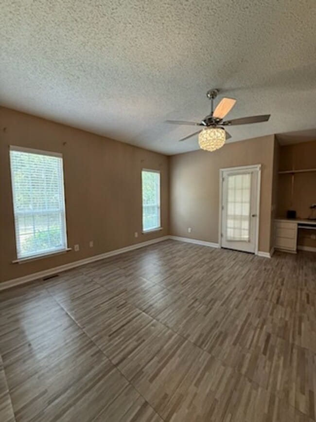 Building Photo - Check this beauiful Home for Rent **$200 off July's rent**