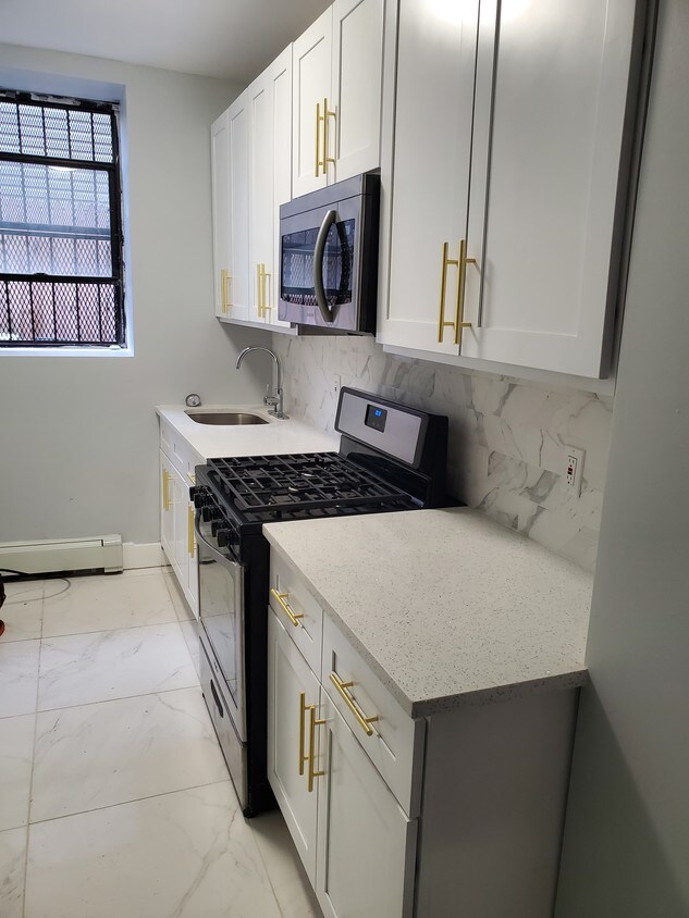 Blue Pond Realty Diamond Bridge Jersey City Nj Apartment Finder