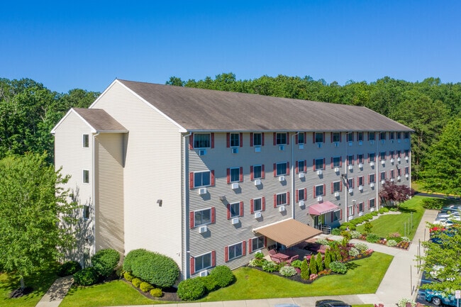 Building Photo - B'Nai B'Rith Chesilhurst House
