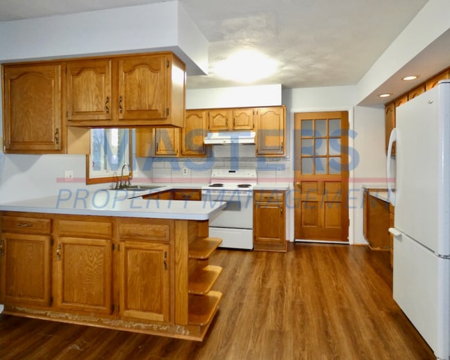 Building Photo - Move-In Special: 50% Off First Month’s Rent!