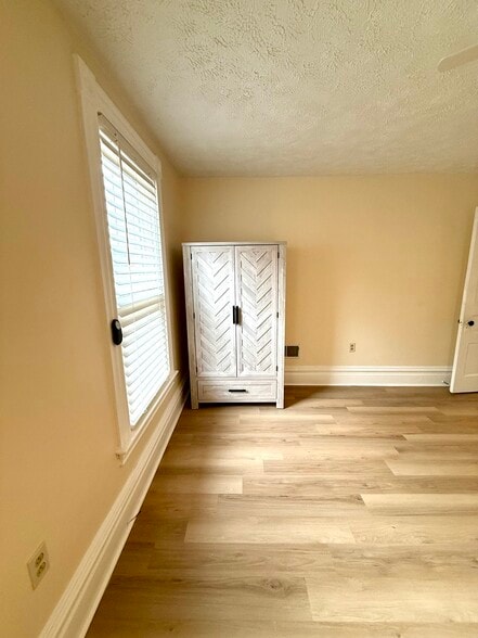 Bedroom 2 - 1054 Vance Ave