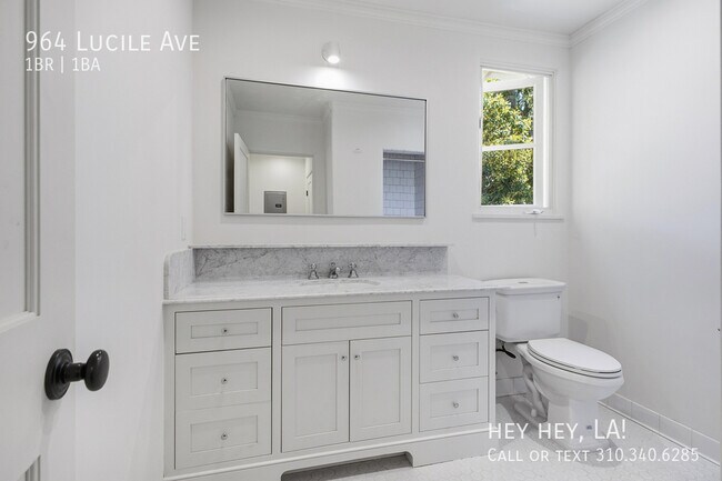 Building Photo - 964 Lucile Ave