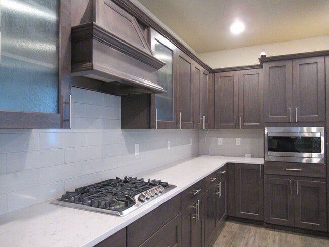 Building Photo - Light and bright 4 bedroom, 2.5 bath home in Covington's Maple Hills community