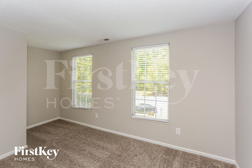 Building Photo - 11506 Split Pine Ct