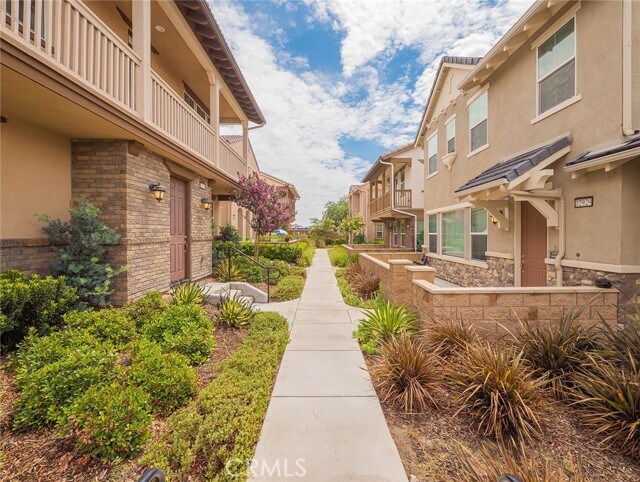 Building Photo - 12925 Waterlily Way