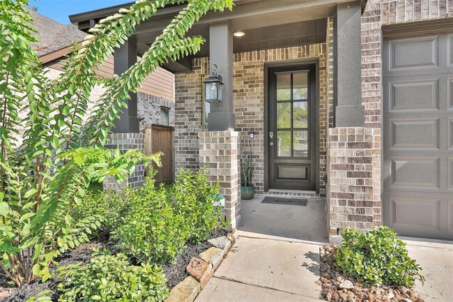 Building Photo - 440 Flowering Lotus Ct