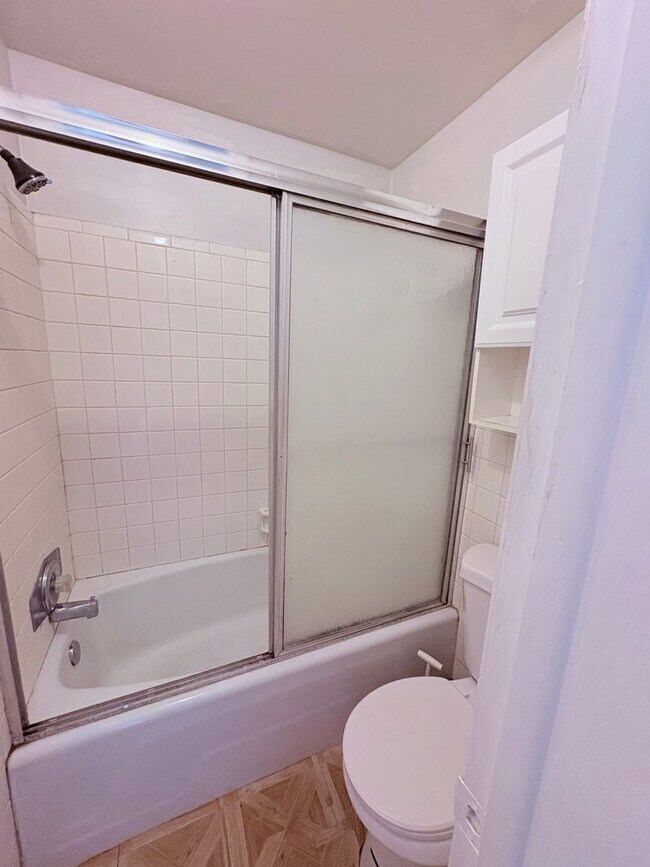 Building Photo - Location, Location, Location!