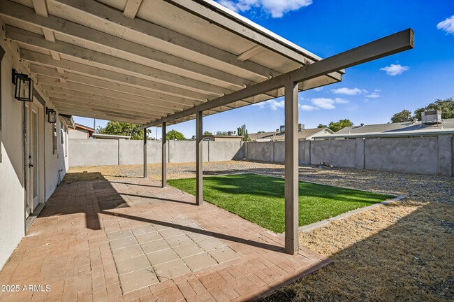 Building Photo - 3639 E Presidio Rd