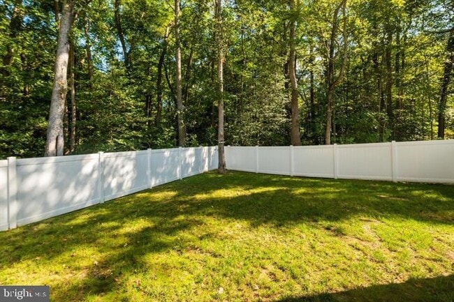 Building Photo - 454 Currant Cir