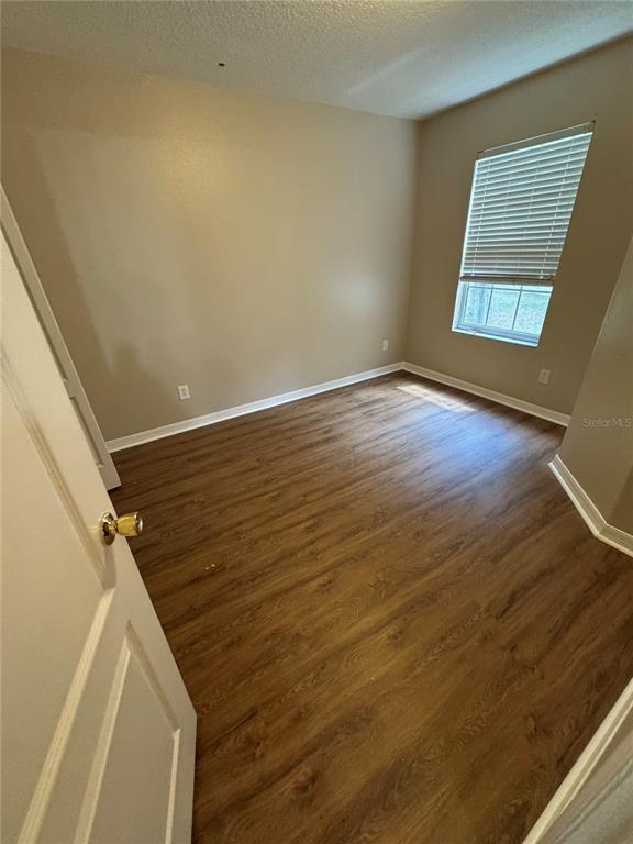 Building Photo - 10625 Shady Falls Ct