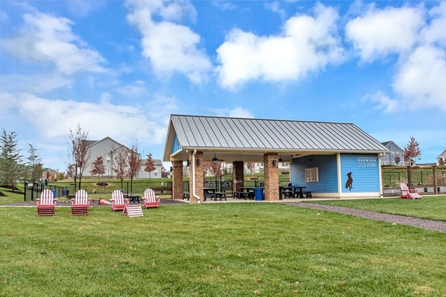 Building Photo - Great rental in Embrey Mill!