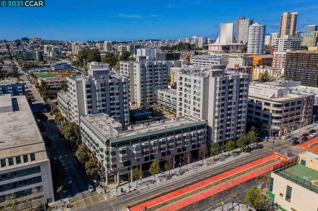 Building Photo - 601 Van Ness Ave
