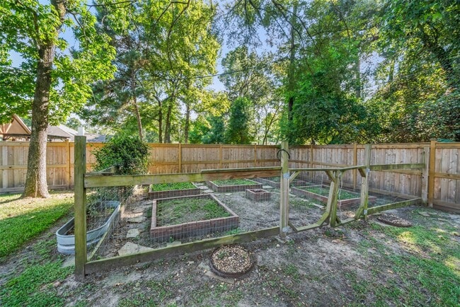 Building Photo - 1019 Monarch Oak Dr