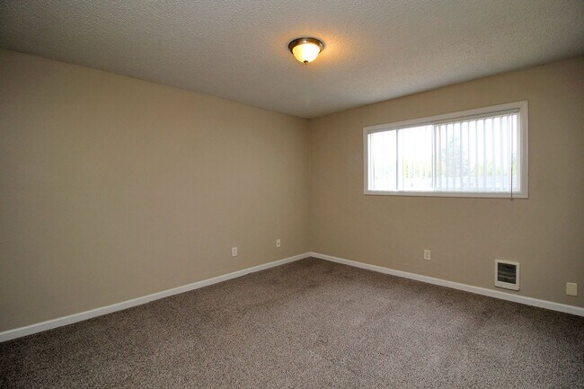 Building Photo - yanke02