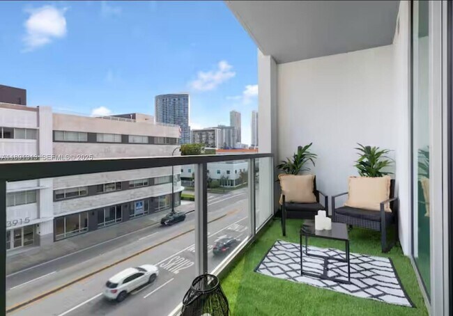 Building Photo - 3900 Biscayne Blvd