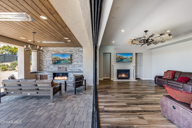 Building Photo - 7377 Woods Ct