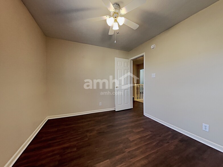 Building Photo - 13041 Rawlings Ct