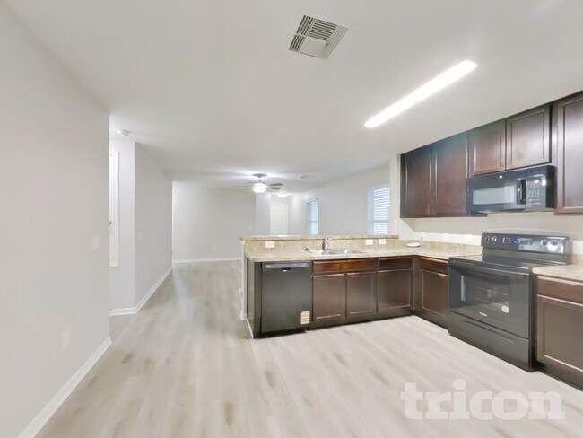 Building Photo - 9910 Waldens Pond Court