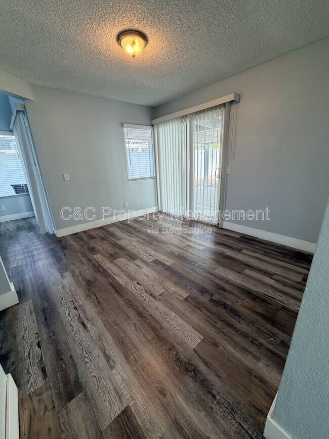 Building Photo - 13110 Mohican Dr