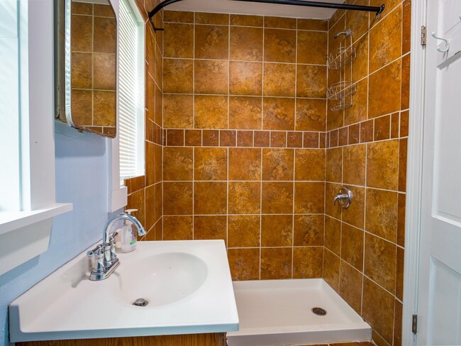 Building Photo - 6141 E Farm to Market 1431