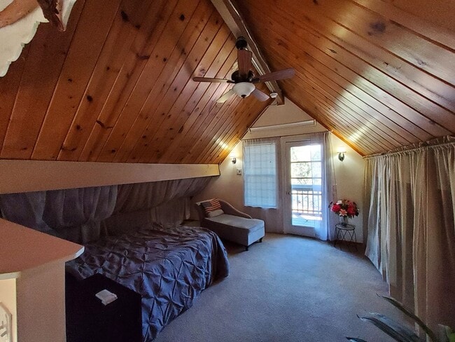 Building Photo - Adorable [furnished] - 2 Bed / 1 Bath A-Frame for Lease