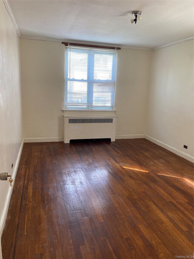 Building Photo - 4454 Matilda Ave