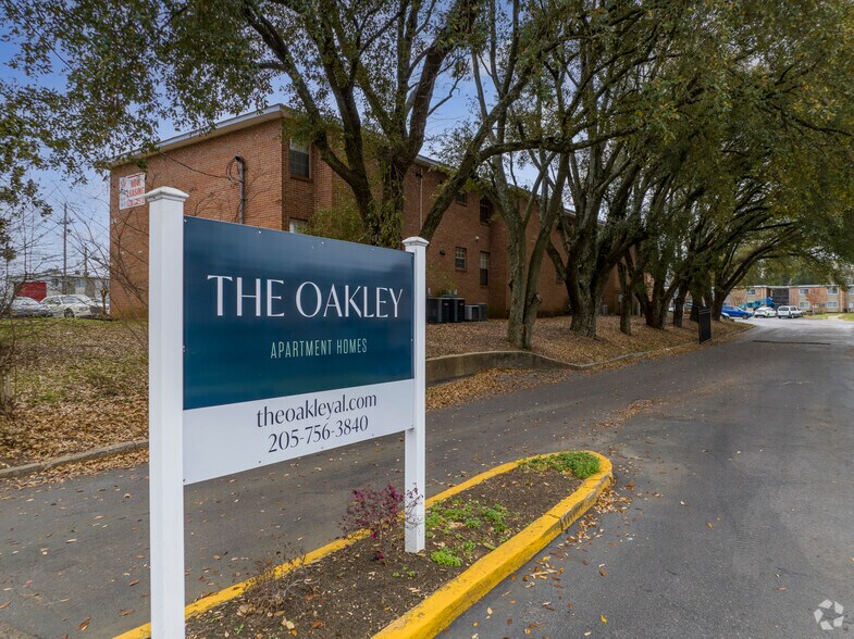 The Oakley 235 James I Harrison Jr Pky E Tuscaloosa AL 35405
