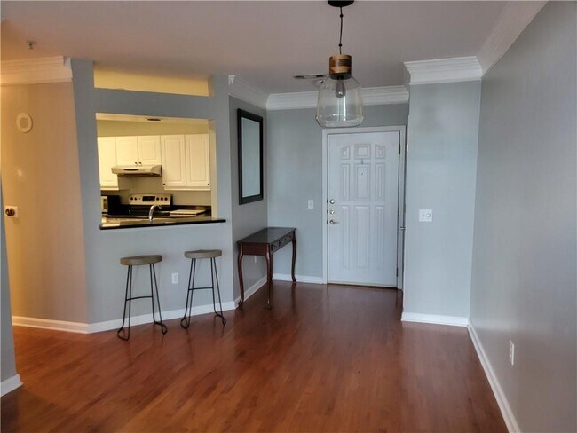 Building Photo - 3334 Peachtree Rd NE