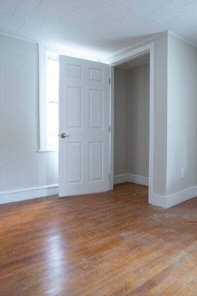 Building Photo - 62 Union St