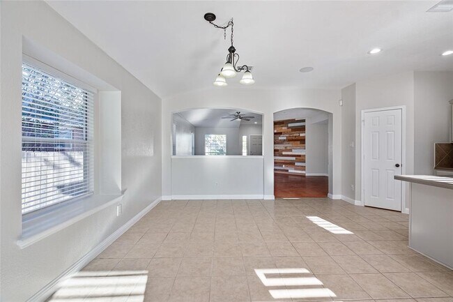 Building Photo - 2328 Pearson Way