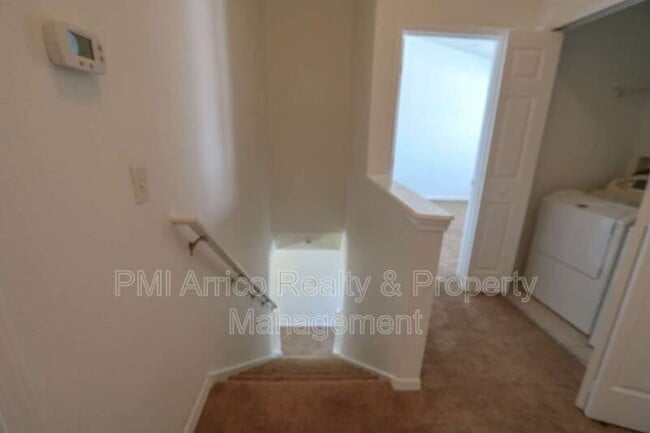 Building Photo - 6142 Olivedale Dr