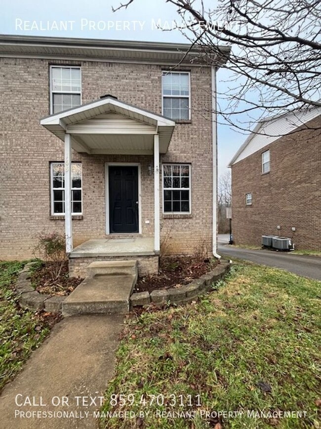 Building Photo - 165 Garnet Dr