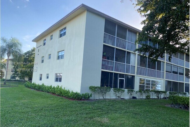 Building Photo - 150 SW 134th Way