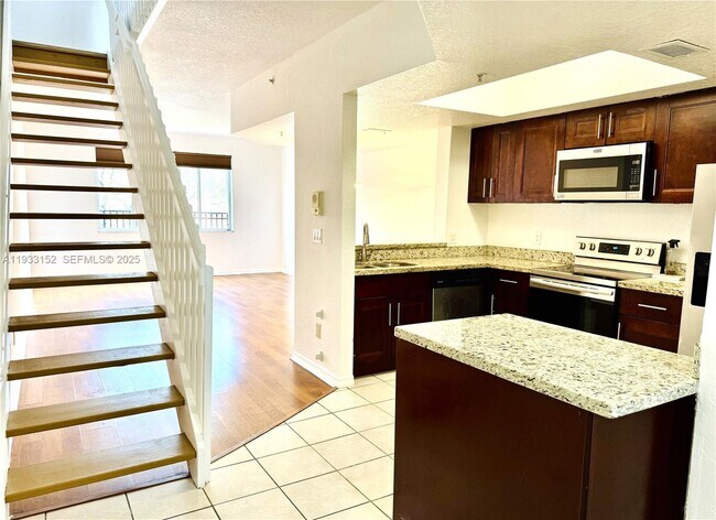 Building Photo - 771 SW 148th Ave