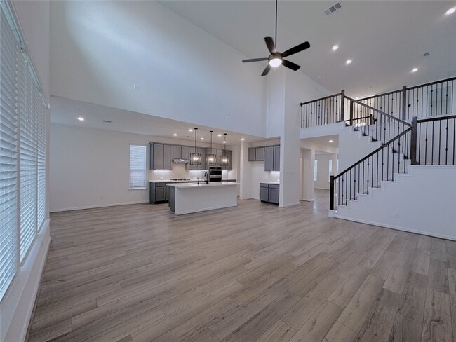 Building Photo - 25630 Moreleigh St