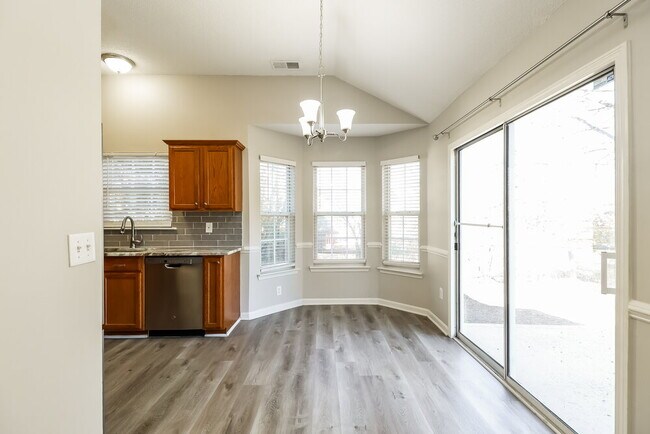 Building Photo - 10328 Taftnale Ct