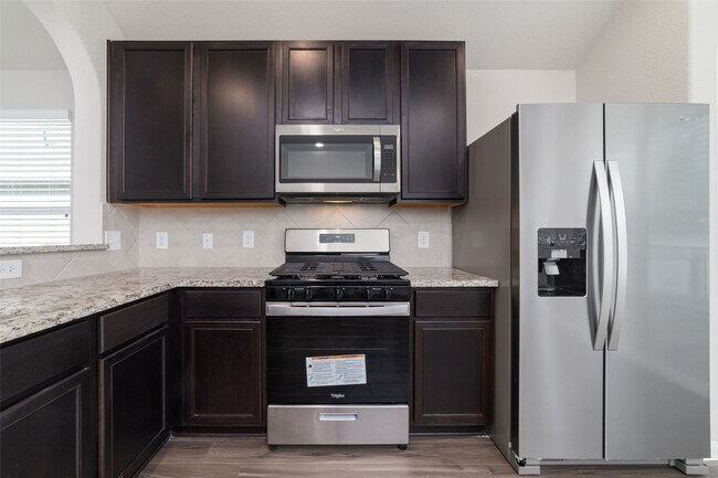 Building Photo - 2385 Tavo Trails Dr